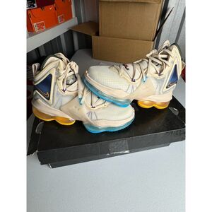 Nike LeBron 19 'Minneapolis Lakers' Pual White DC9339-200 Men’s Size 9.5 NEW